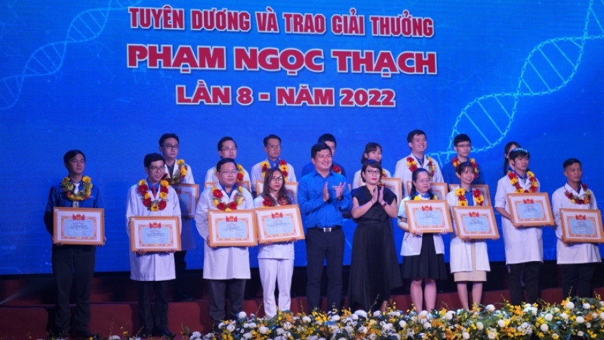 TP.HCM vinh danh 80 thầy thuốc trẻ tại lễ trao giải thưởng Phạm Ngọc Thạch lần thứ 8
